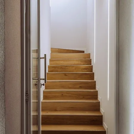 Apartment Alloggi Celly Con Aria Condizionata E Terrazzo