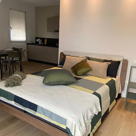 Alloggi Celly Con Aria Condizionata E Terrazzo * San Vendemiano