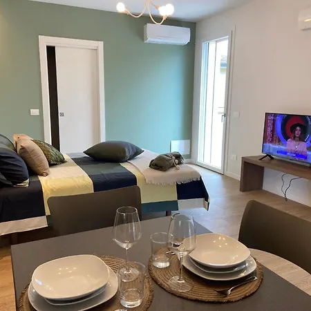 Alloggi Celly Con Aria Condizionata E Terrazzo